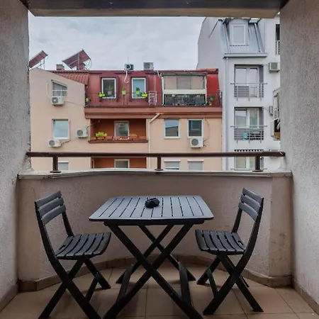 Апартаменти Central Apartment Скоп'є