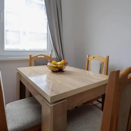 Апартаменти Central Apartment Скоп'є